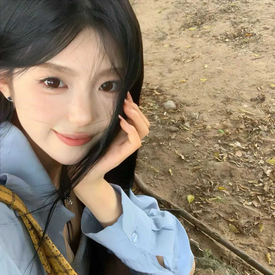机器肉鸡第八季海报